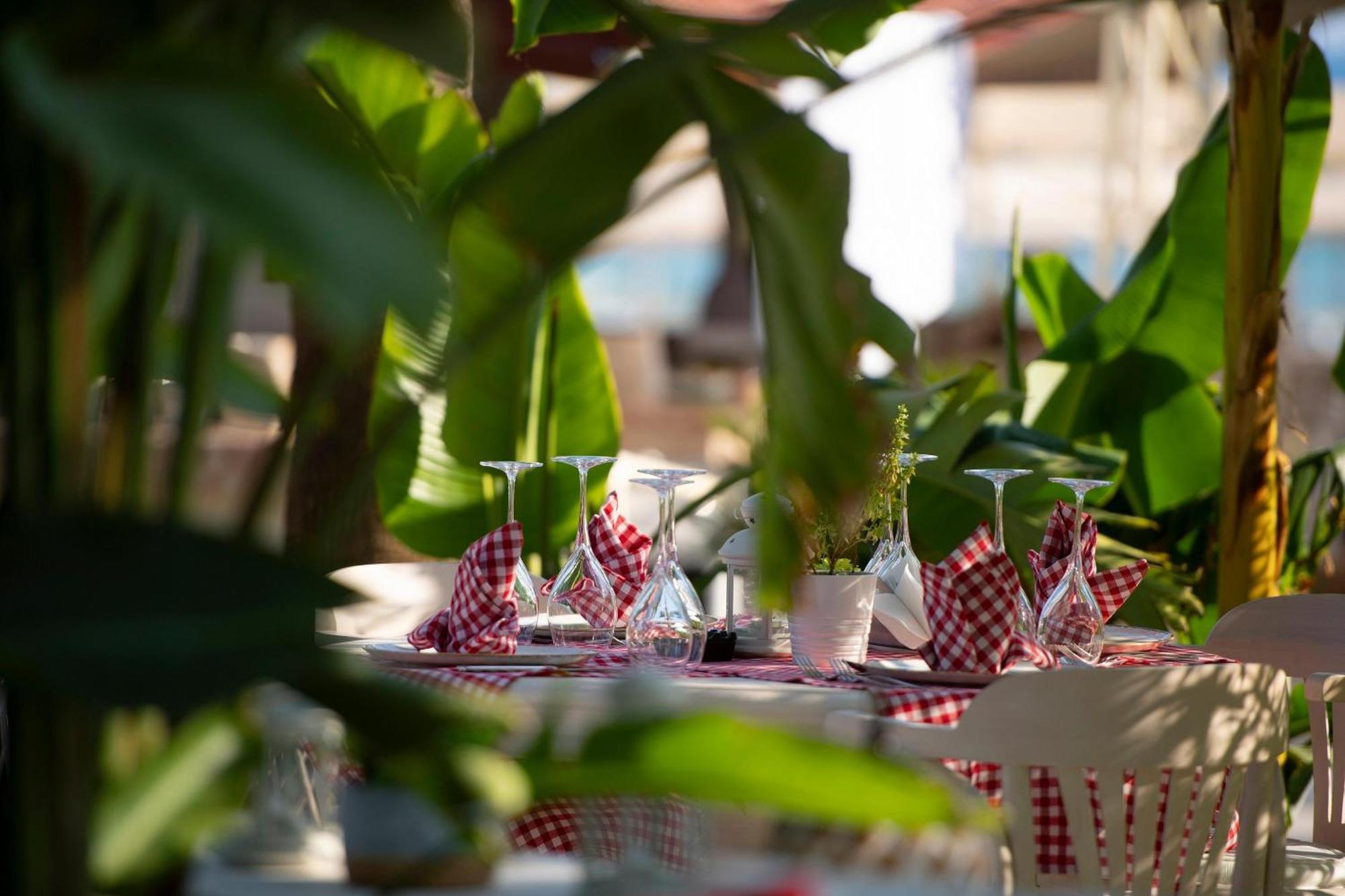 סייד Miramare Beach Hotel מראה חיצוני תמונה
