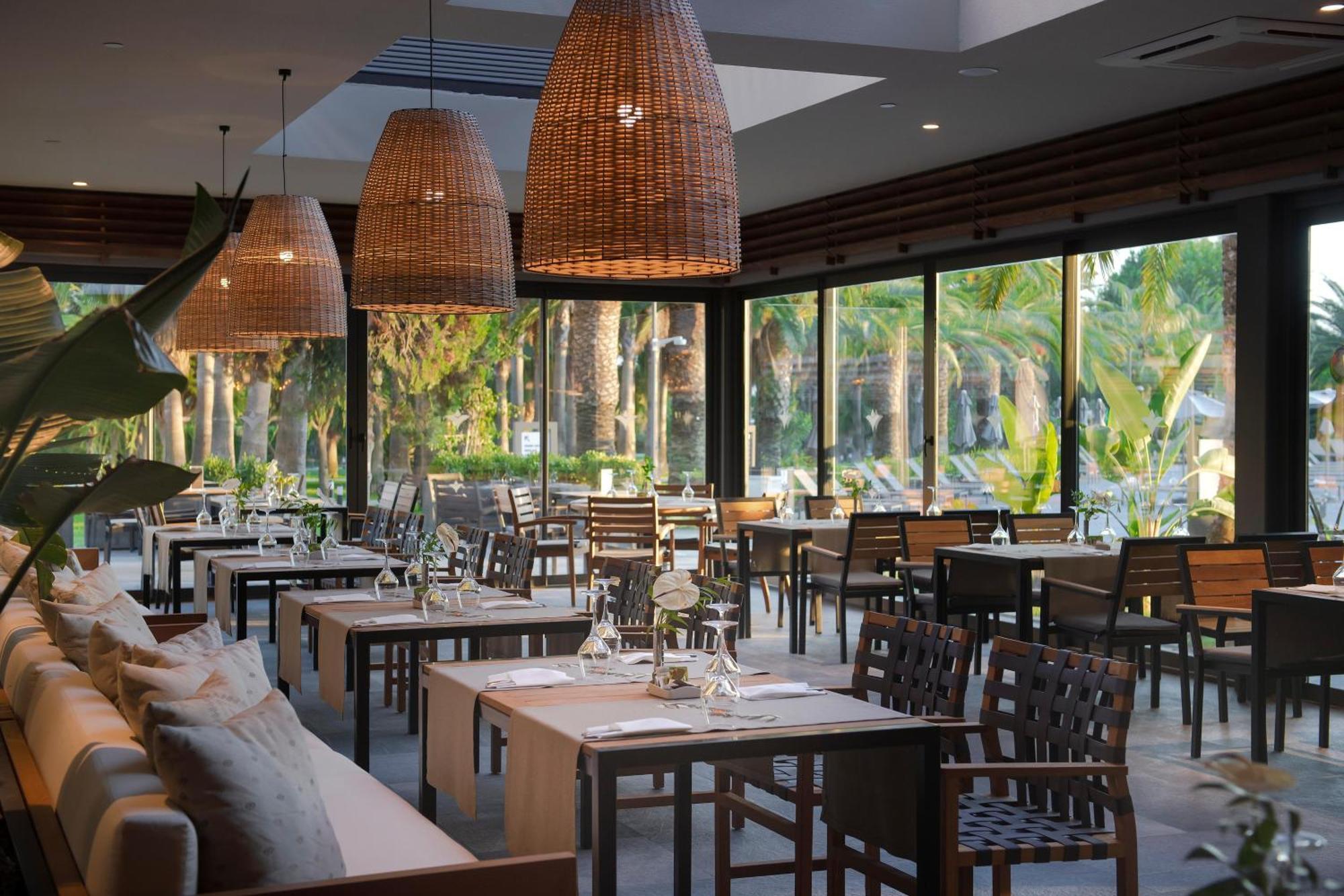 סייד Miramare Beach Hotel מראה חיצוני תמונה
